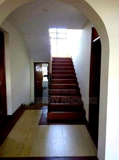 3bdrm Mansion in Kitengela for rent - Image 3
