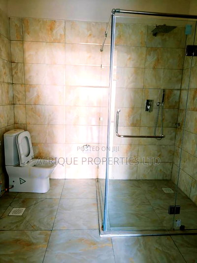 5bdrm Apartment in Parkland, Parklands/Highridge for rent - Image 10