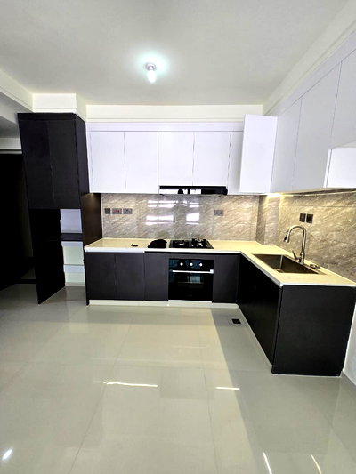 Modern One Bedroom Apartment  - Image 9