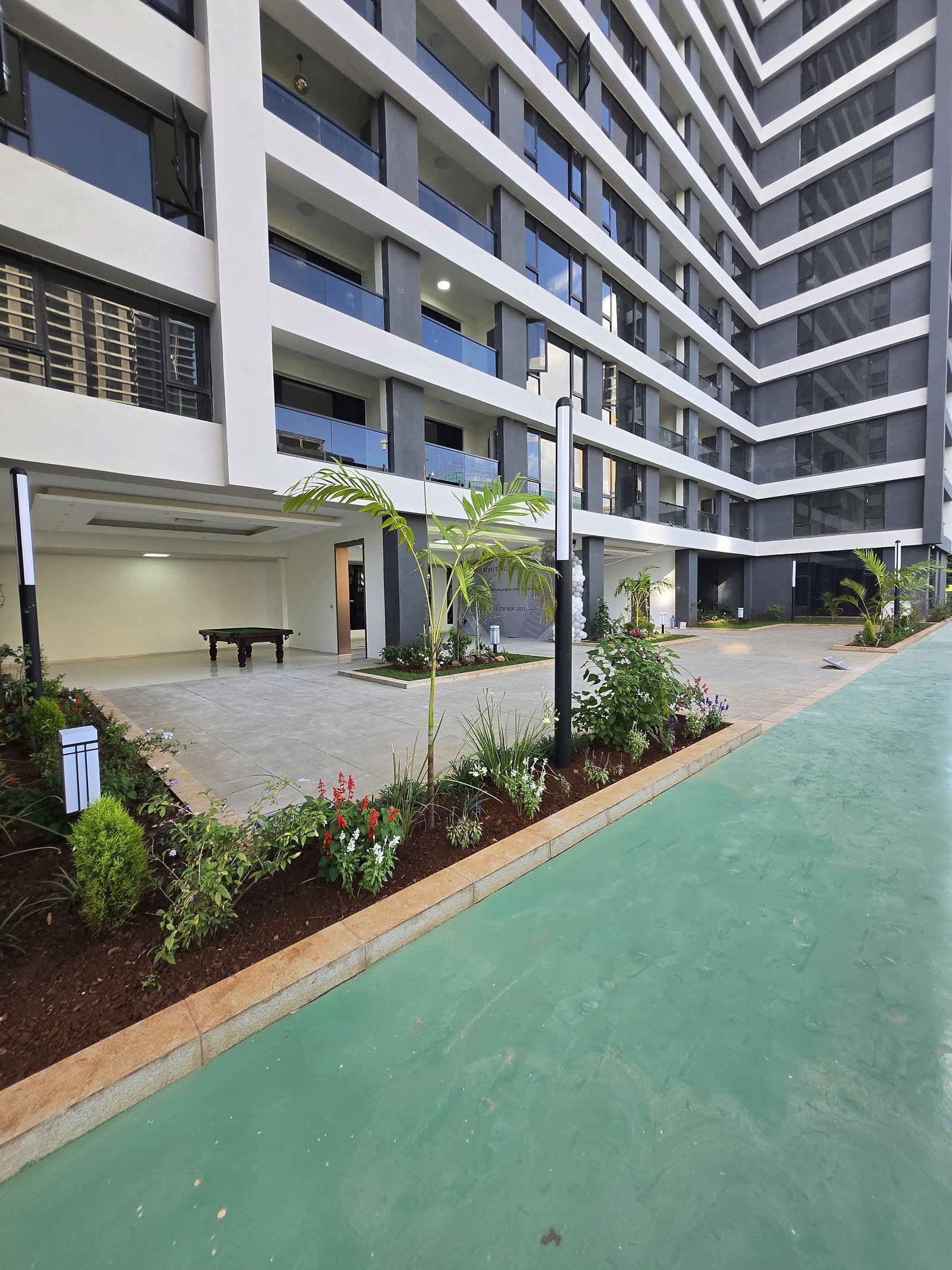 Modern One Bedroom Apartment 