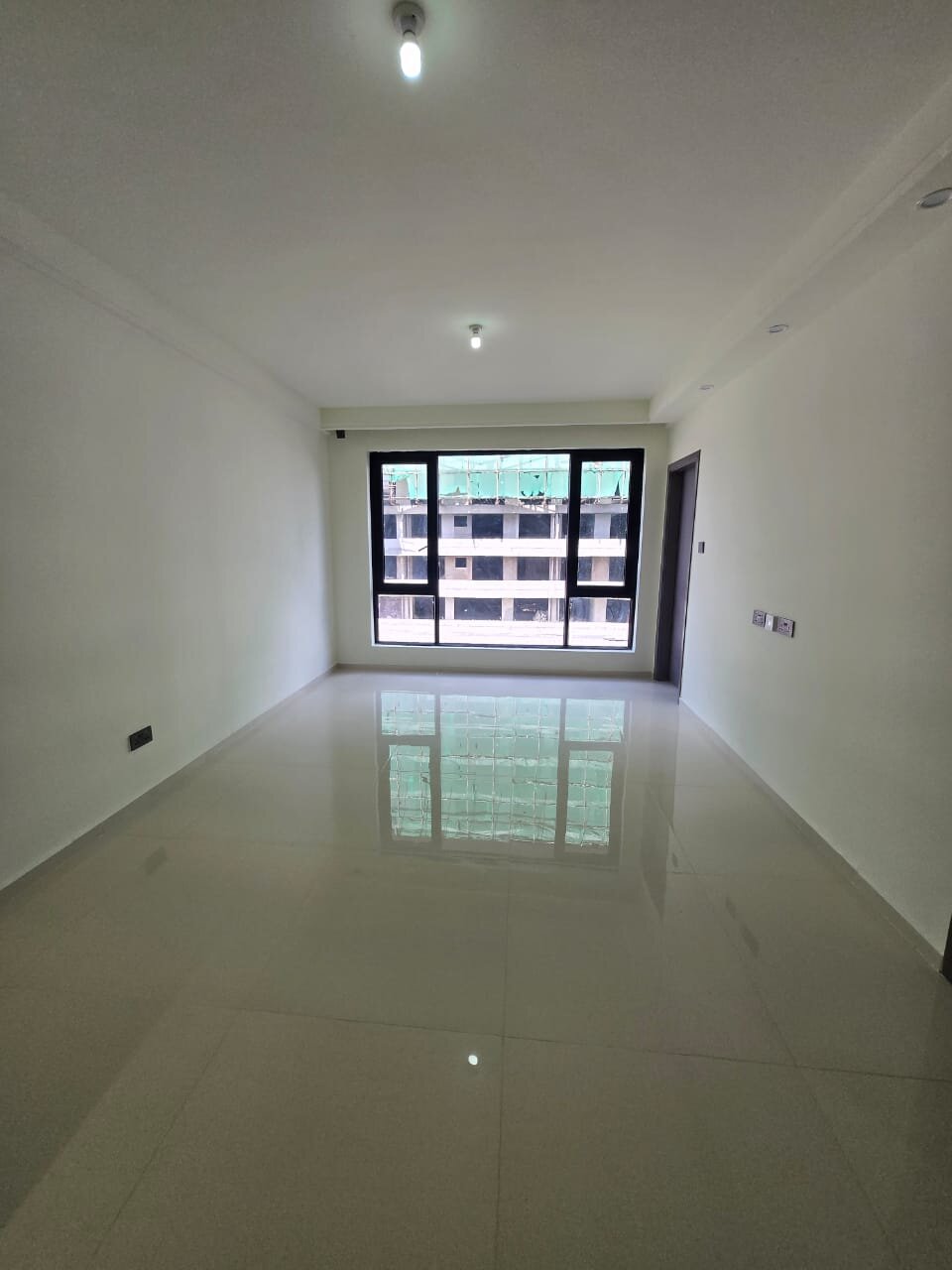 Modern One Bedroom Apartment 