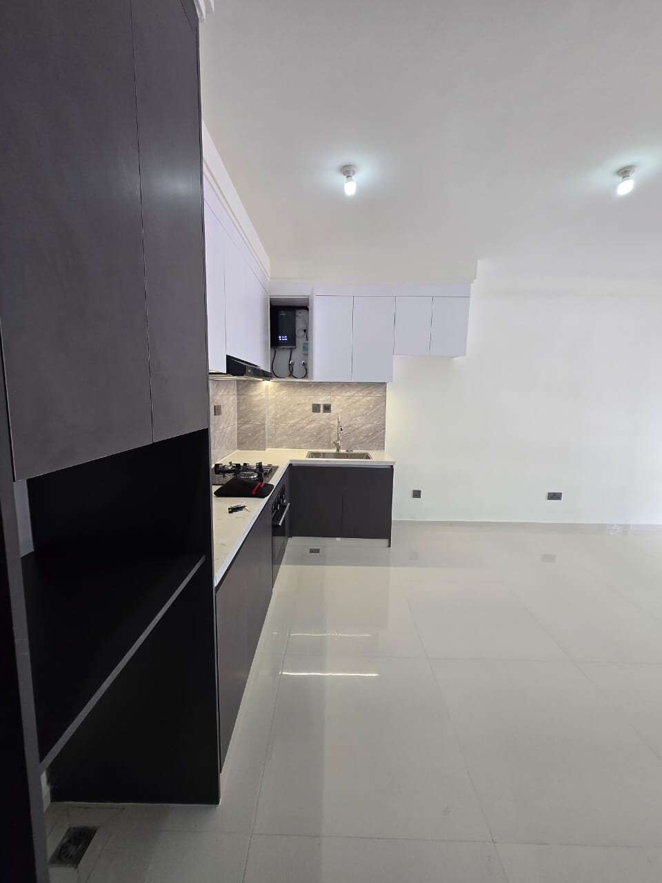 Modern One Bedroom Apartment 