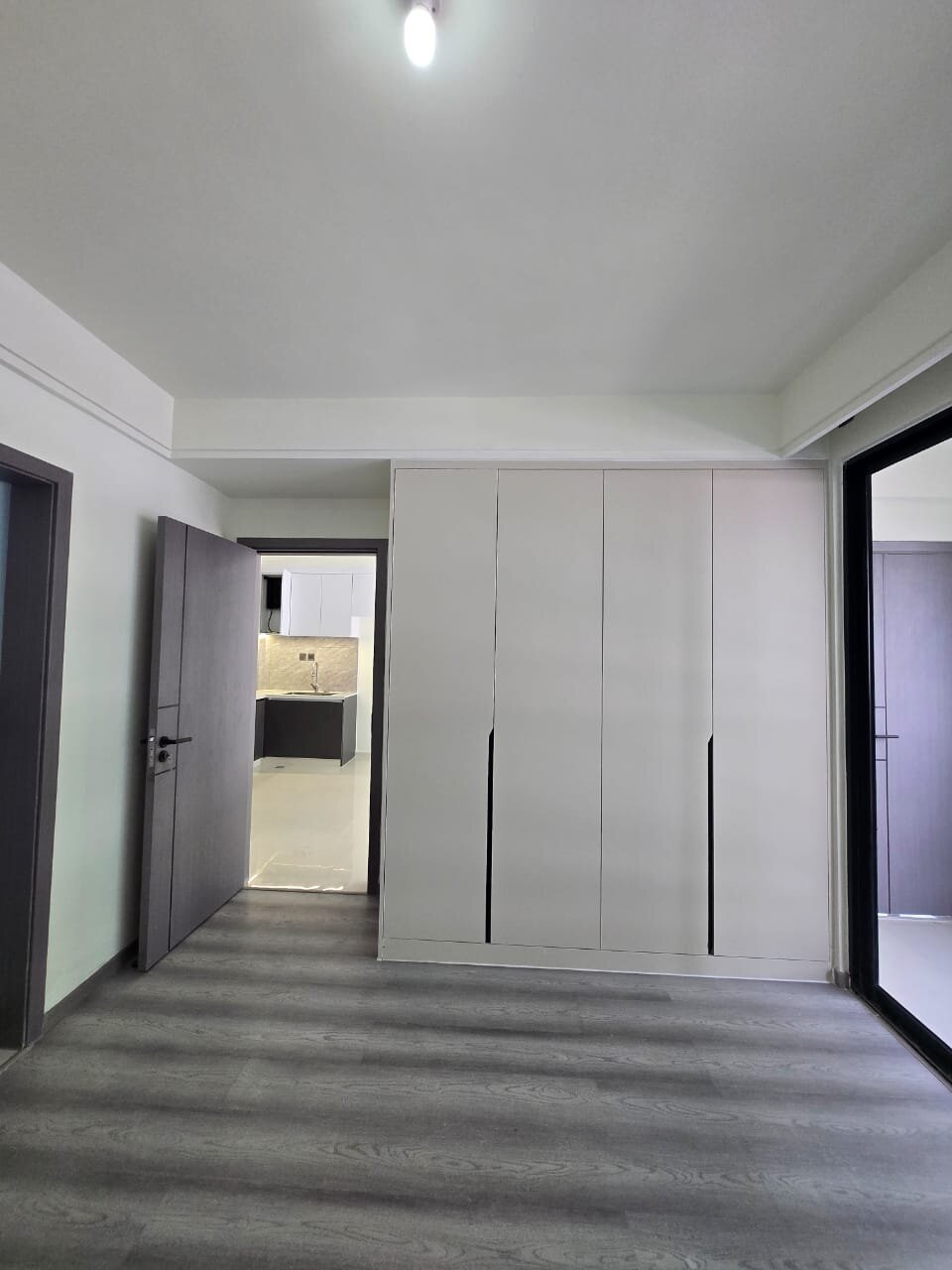 Modern One Bedroom Apartment 