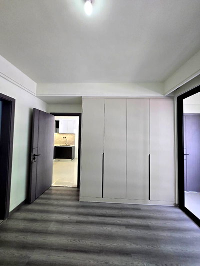 Modern One Bedroom Apartment  - Image 13