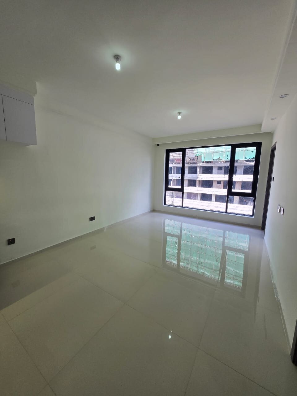 Modern One Bedroom Apartment 
