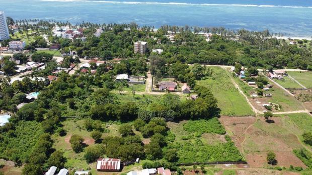 Nearly 1/4 Acre Plot on 2nd Row of Kikambala Beach (Ls189)