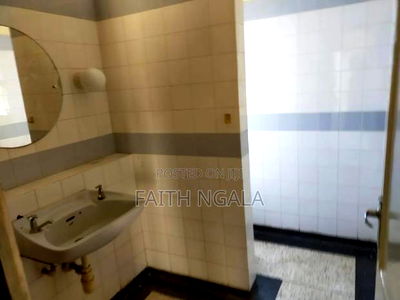 4bdrm Bungalow in Nyali for sale - Image 14
