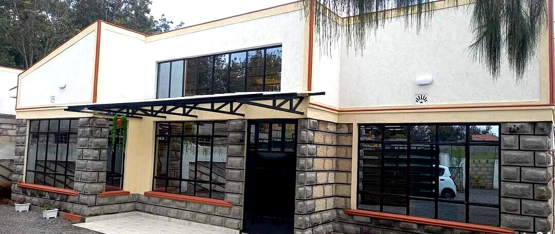 4BR Architectural Gem with Breathtaking Ngong Hills Views - Ngong