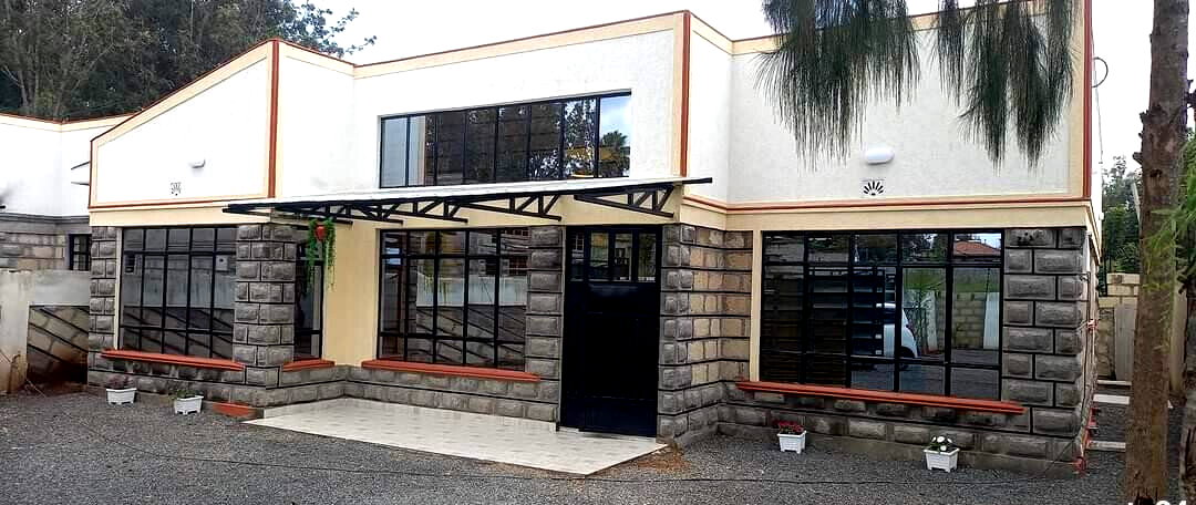 4BR Architectural Gem with Breathtaking Ngong Hills Views - Ngong
