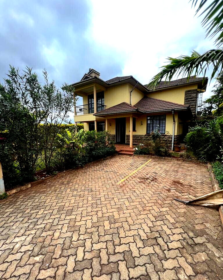 4BR Townhouse with Private Garden & Pool - Loresho