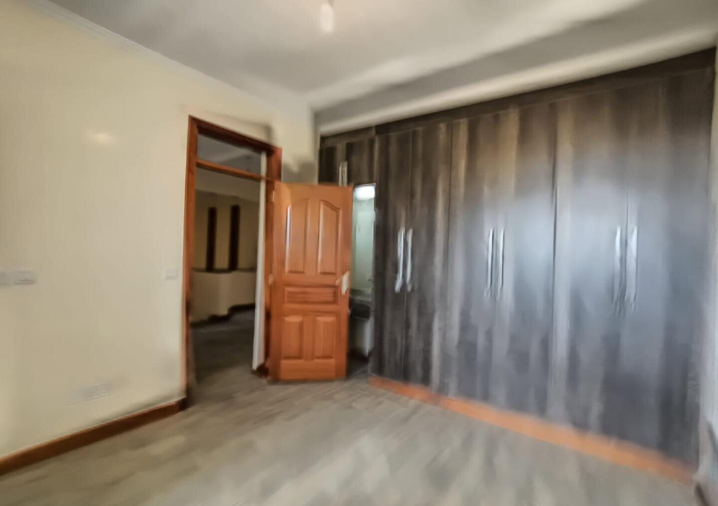 5BR All-Ensuite Townhouse with Borehole & Ample Parking - Ruiru