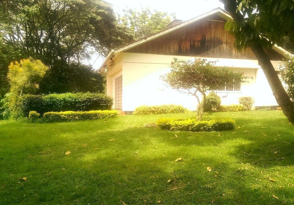 1 Acre Lavington Plot with Garden