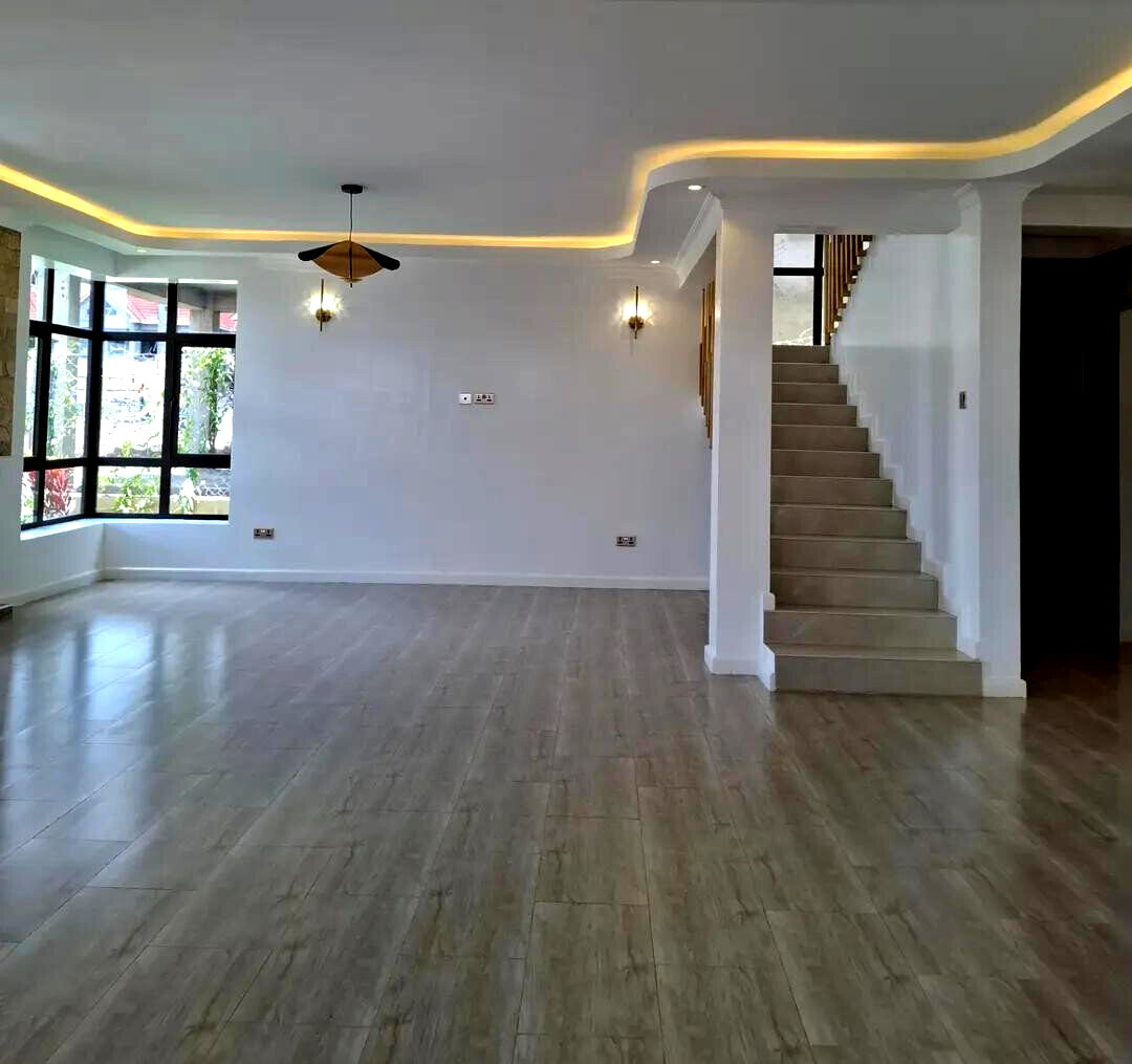 5BR All-Ensuite Townhouse with Pool & Gym - Kitengela Phase 1