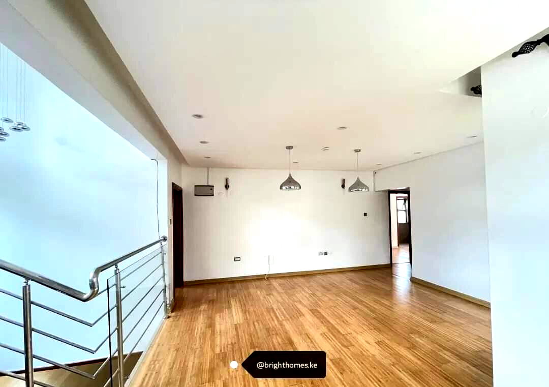 5-Ensuite Townhouse with Fireplace & DSQ - Lavington Gated Community