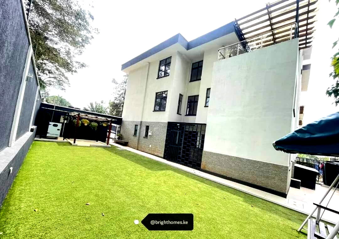 5-Ensuite Townhouse with Fireplace & DSQ - Lavington Gated Community