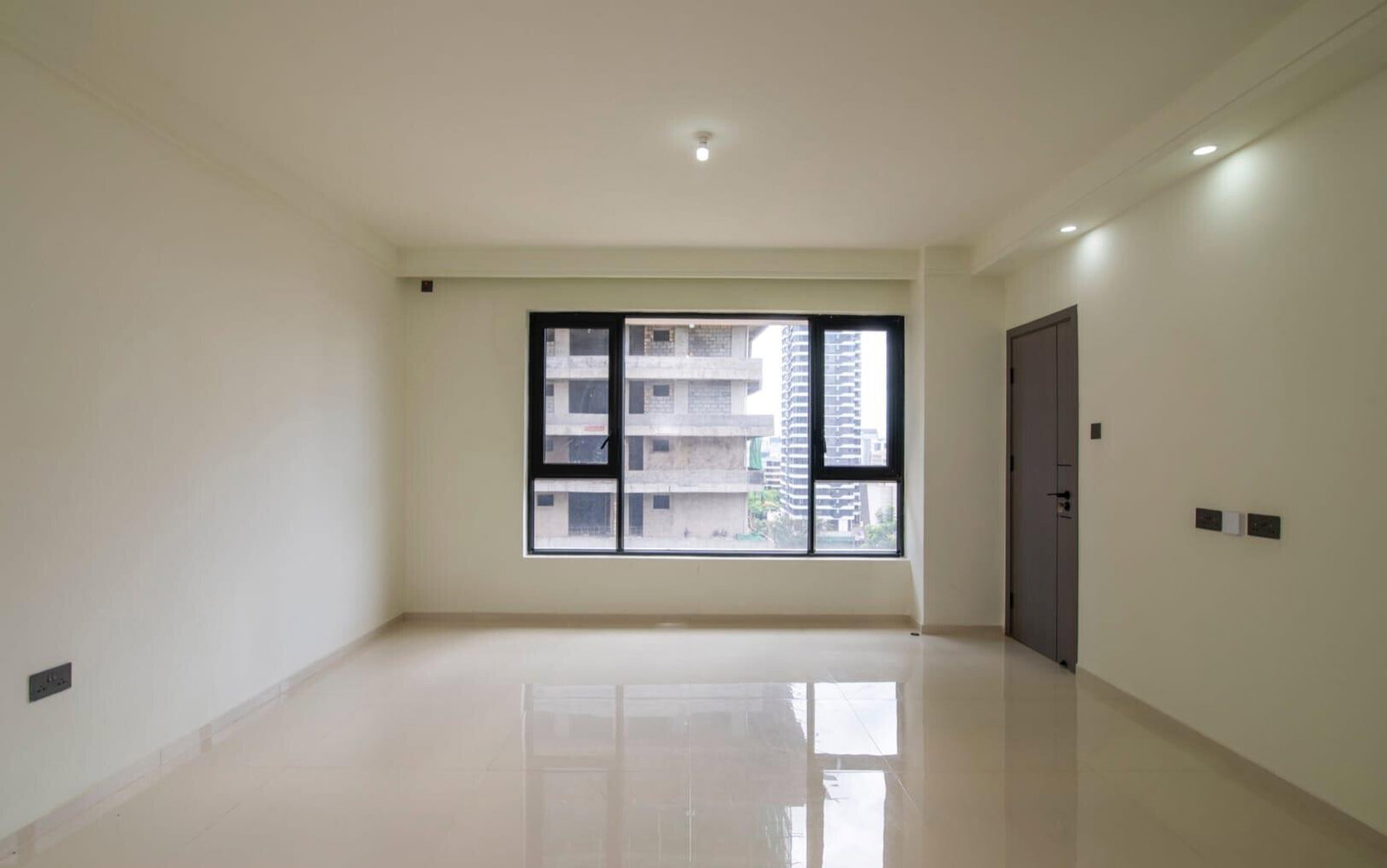 12th Floor 2BR with Rooftop Pool & City Views - Westlands