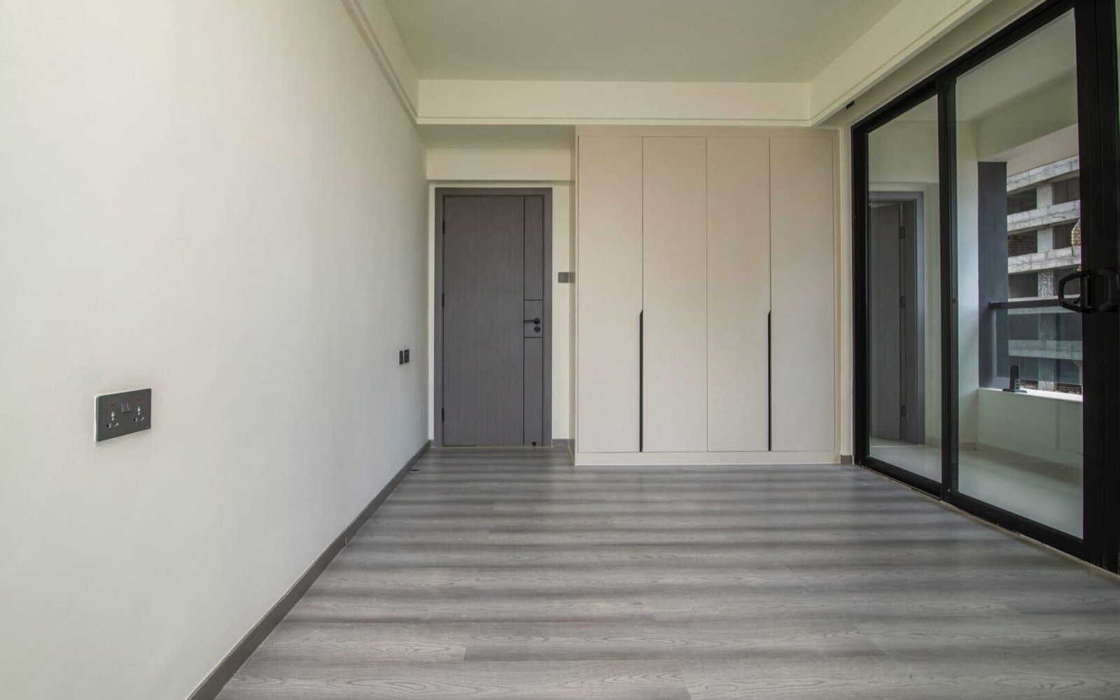 12th Floor 2BR with Rooftop Pool & City Views - Westlands