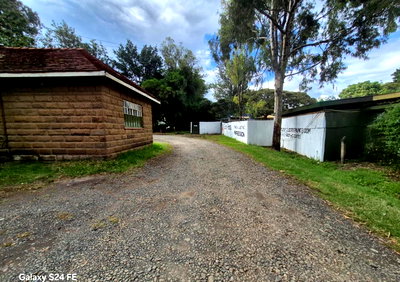 1.5 Acres Upperhill Land