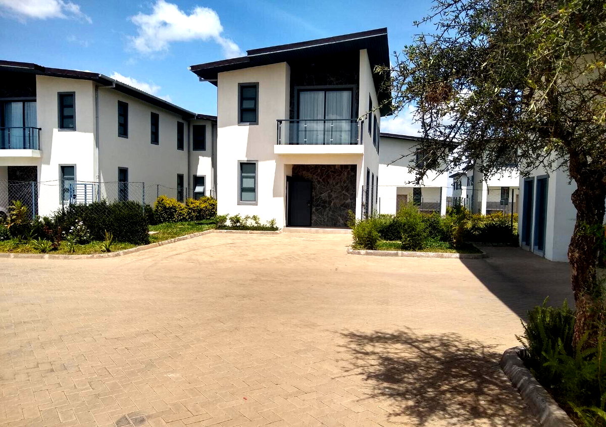 4BR Villa with Pool, Gym & Clubhouse - Ongata Rongai