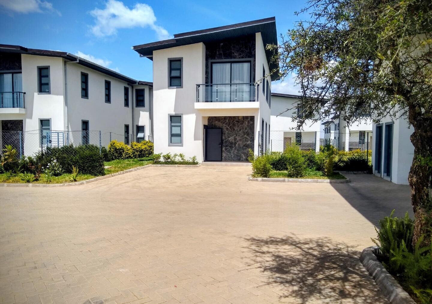 4BR Villa with Pool, Gym & Clubhouse - Ongata Rongai