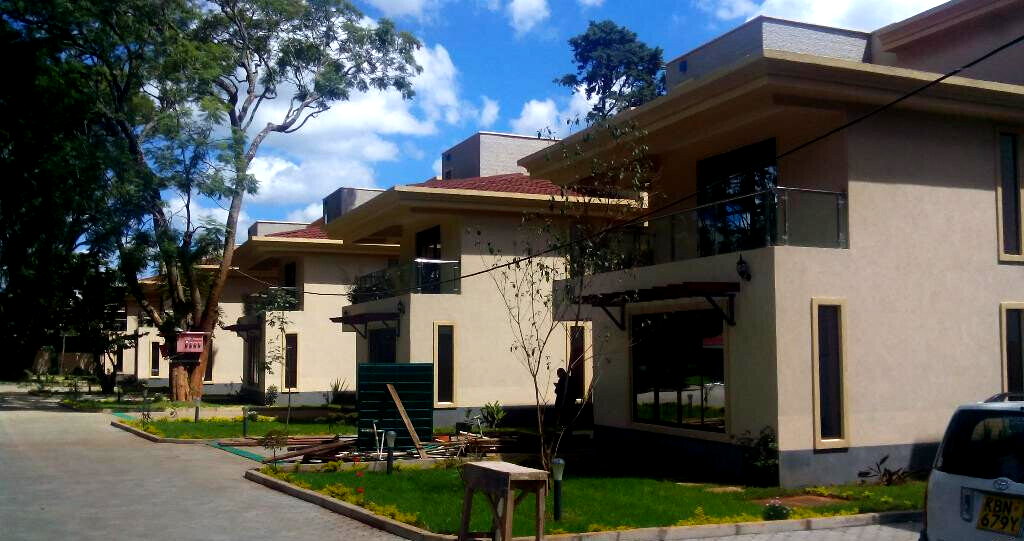 5-Ensuite Townhouse with Jacuzzi & Study - Lavington Gated Community