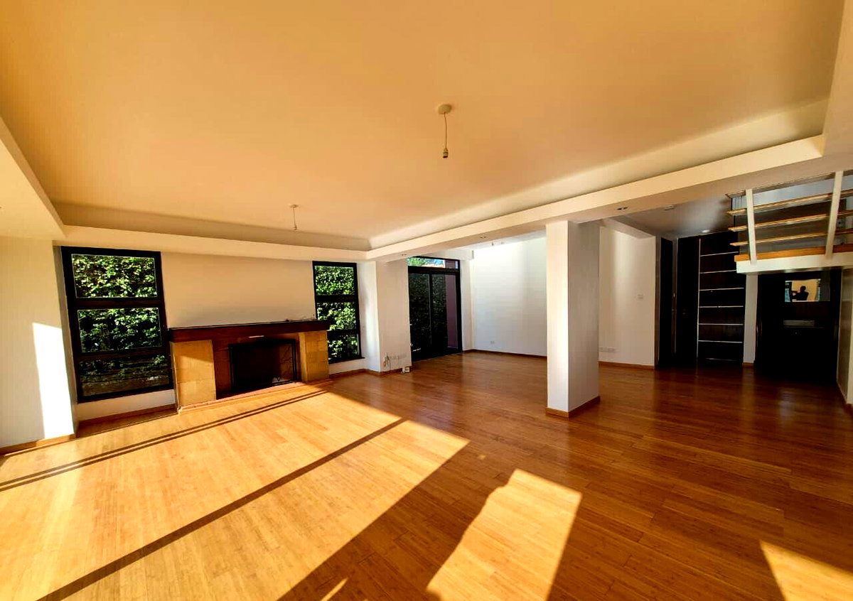 4BR Townhouse Near UN Gigiri – Private Garden & Gated