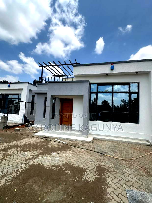 4bdrm Bungalow in Mugutha, Kimbo for sale