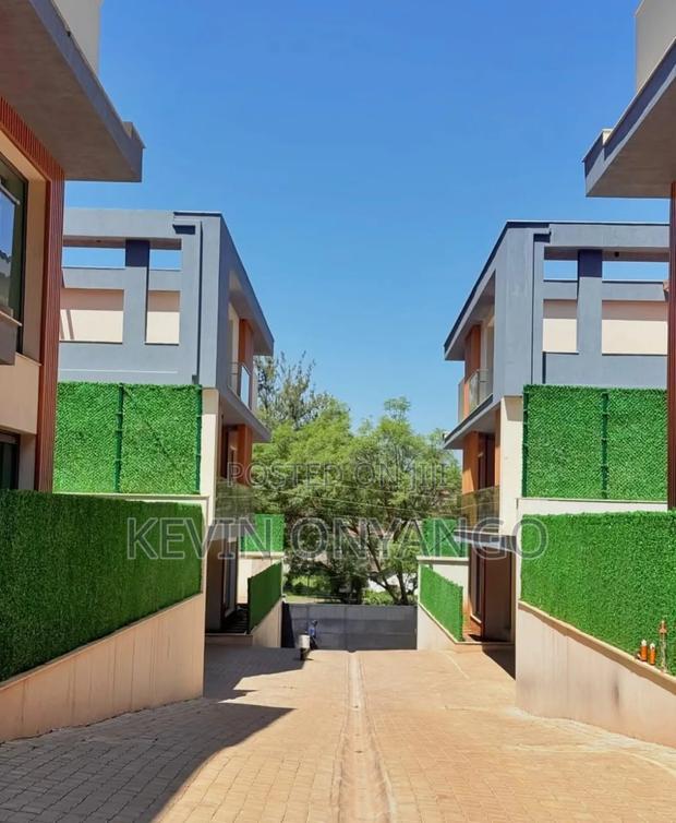 5bdrm Villa in Lavington for sale