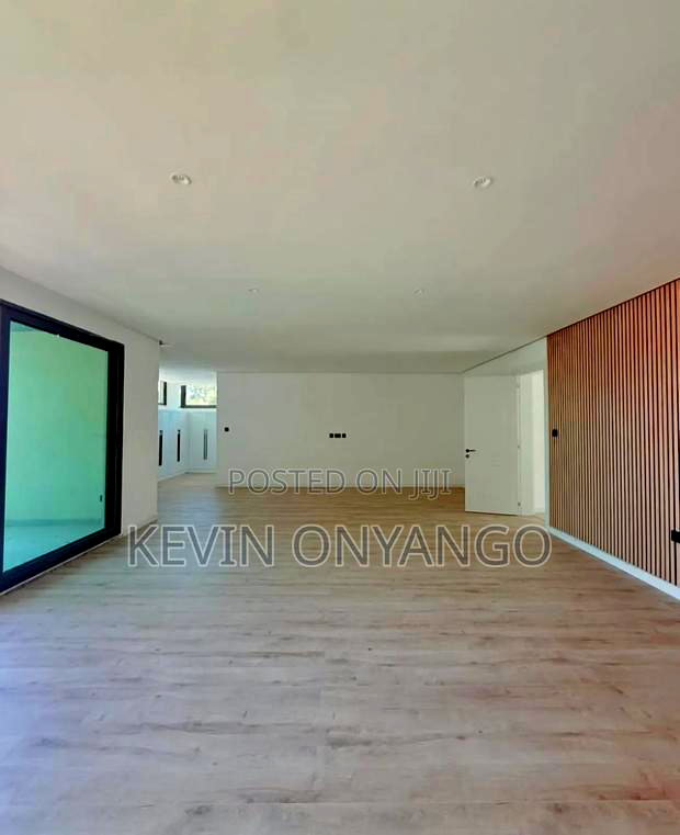 5bdrm Villa in Lavington for sale