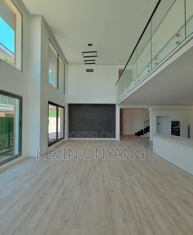 5bdrm Villa in Lavington for sale