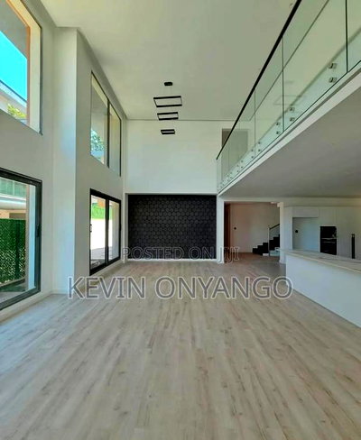 5bdrm Villa in Lavington for sale - Image 5