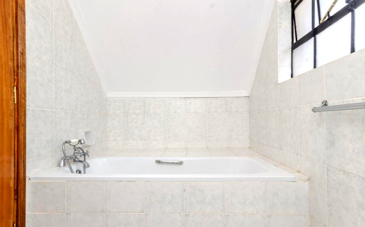 5-Ensuite Townhouse with DSQ & Spacious Lounge - Westlands