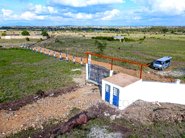 Plots for Sale in Kamulu Town