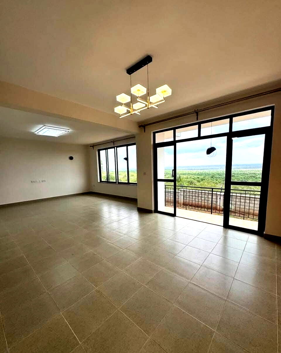 4BR Villa with DSQ & Clubhouse Facing Nairobi National Park - Mombasa Rd