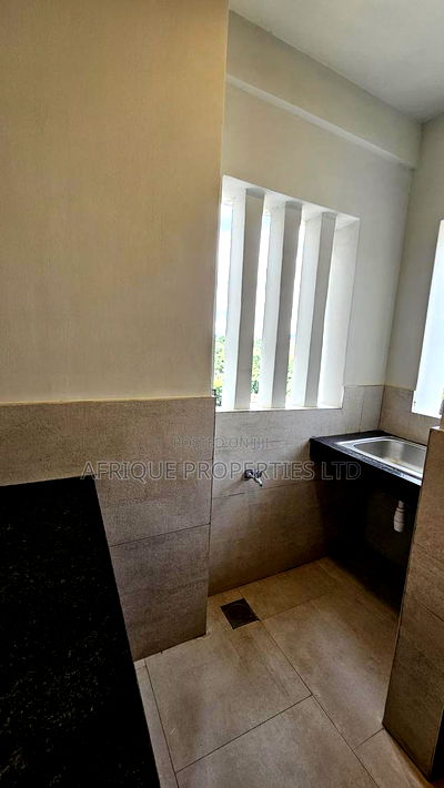 4bdrm Penthouse in Kileleshwa for sale - Image 17