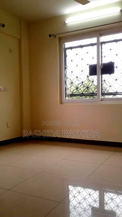 3bdrm Apartment in Royal-Academy, Kizingo for sale - Image 7