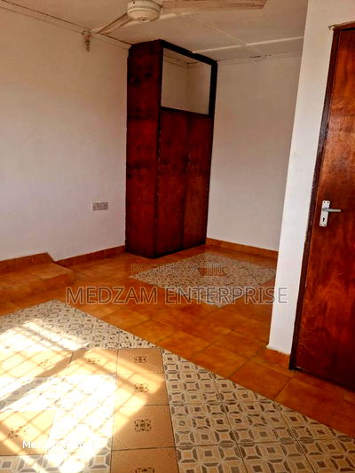 1bdrm Bedsitter in Beach Road, Nyali for rent - Image 2