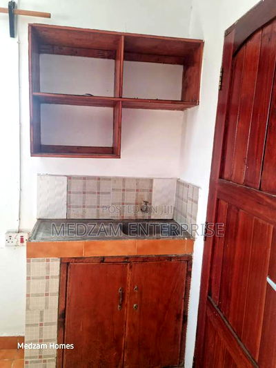 1bdrm Bedsitter in Beach Road, Nyali for rent - Image 1