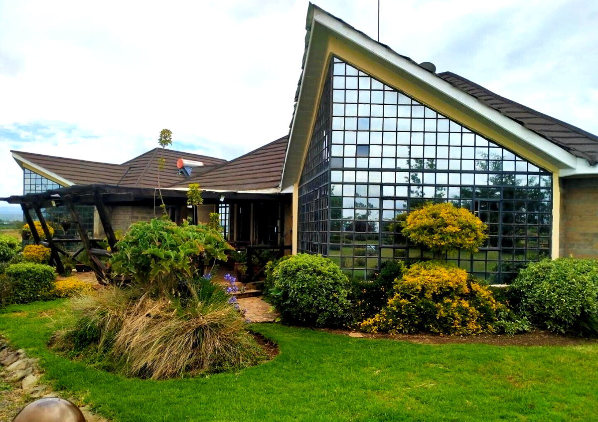 4BR All-Ensuite Townhouse with Lake Views - Naivasha