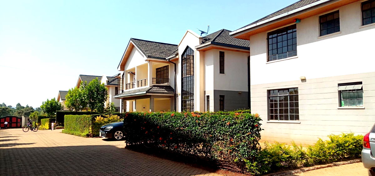 4 En-Suite Townhouse with Granite Kitchen & Private Garden - Kitisuru