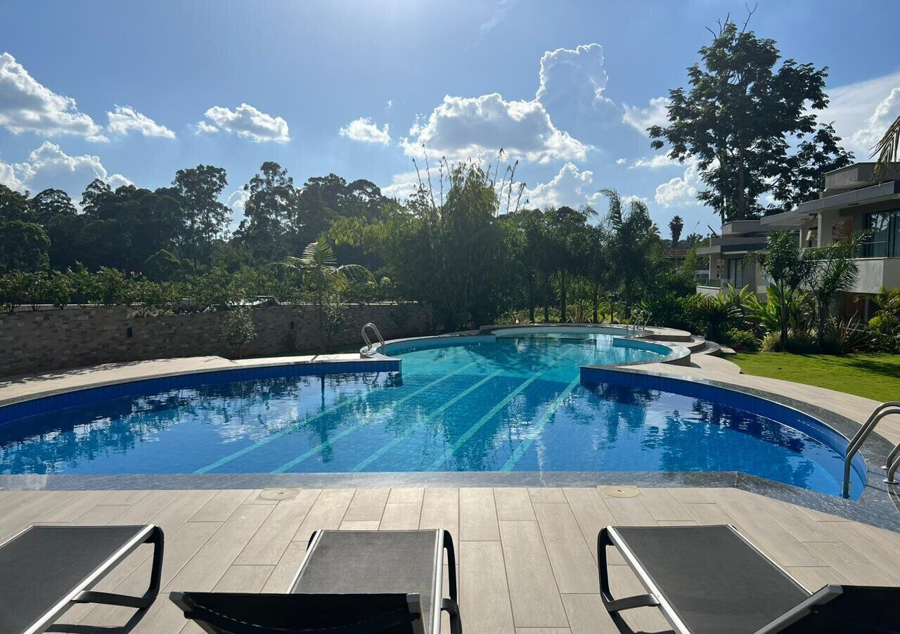4-Bed Water Villa with Italian Kitchen & Clubhouse Gardens - Spring Valley