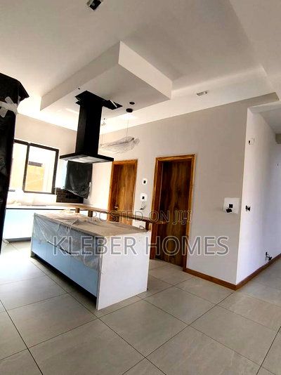 4bdrm Villa in Loresho for sale - Image 8