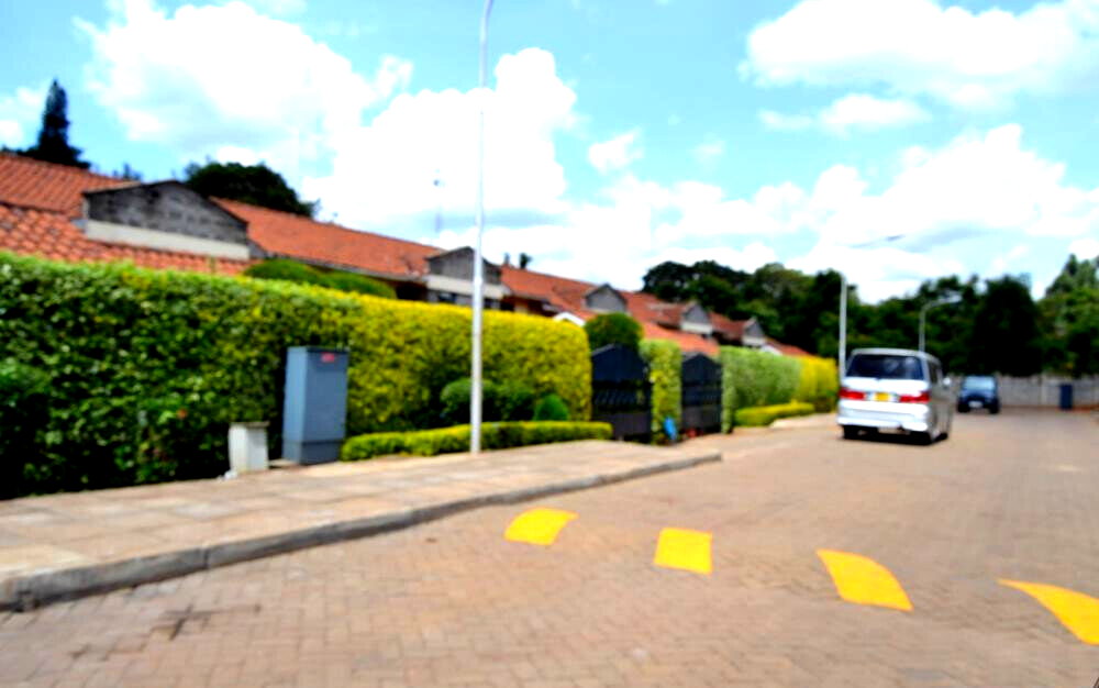 4BR Townhouse with Garden & Basketball Court - Loresho