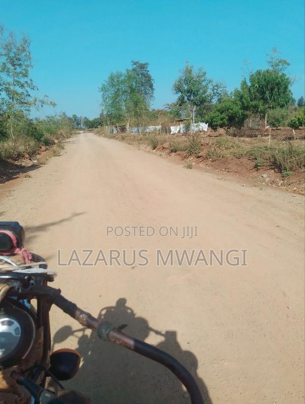 0.15 Hac Land Along Near Sagana Dual-Carriage Wachoro