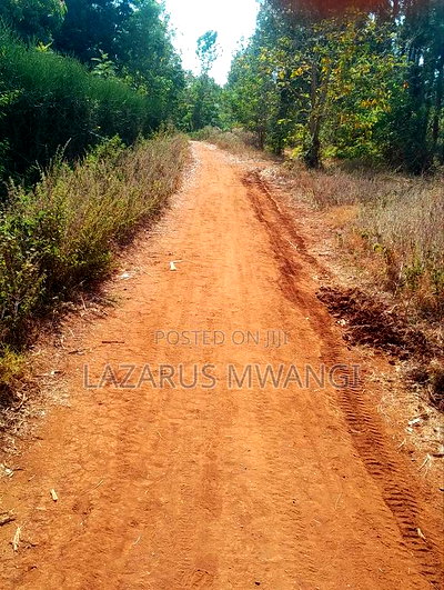 0.15 Hac Land Along Near Sagana Dual-Carriage Wachoro - Image 16