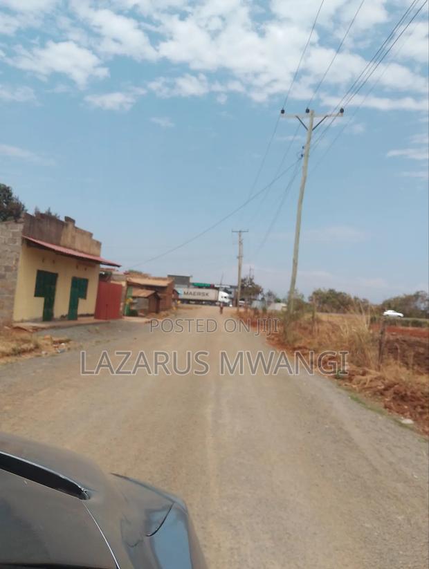 0.15 Hac Land Along Near Sagana Dual-Carriage Wachoro