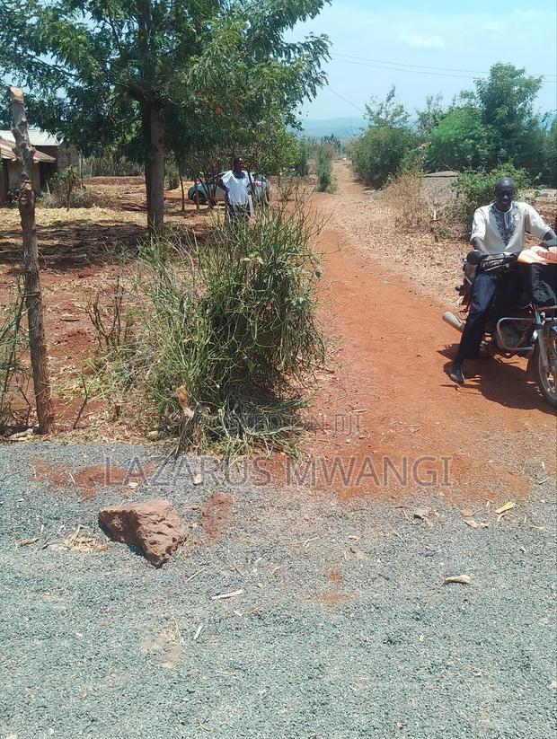 0.15 Hac Land Along Near Sagana Dual-Carriage Wachoro