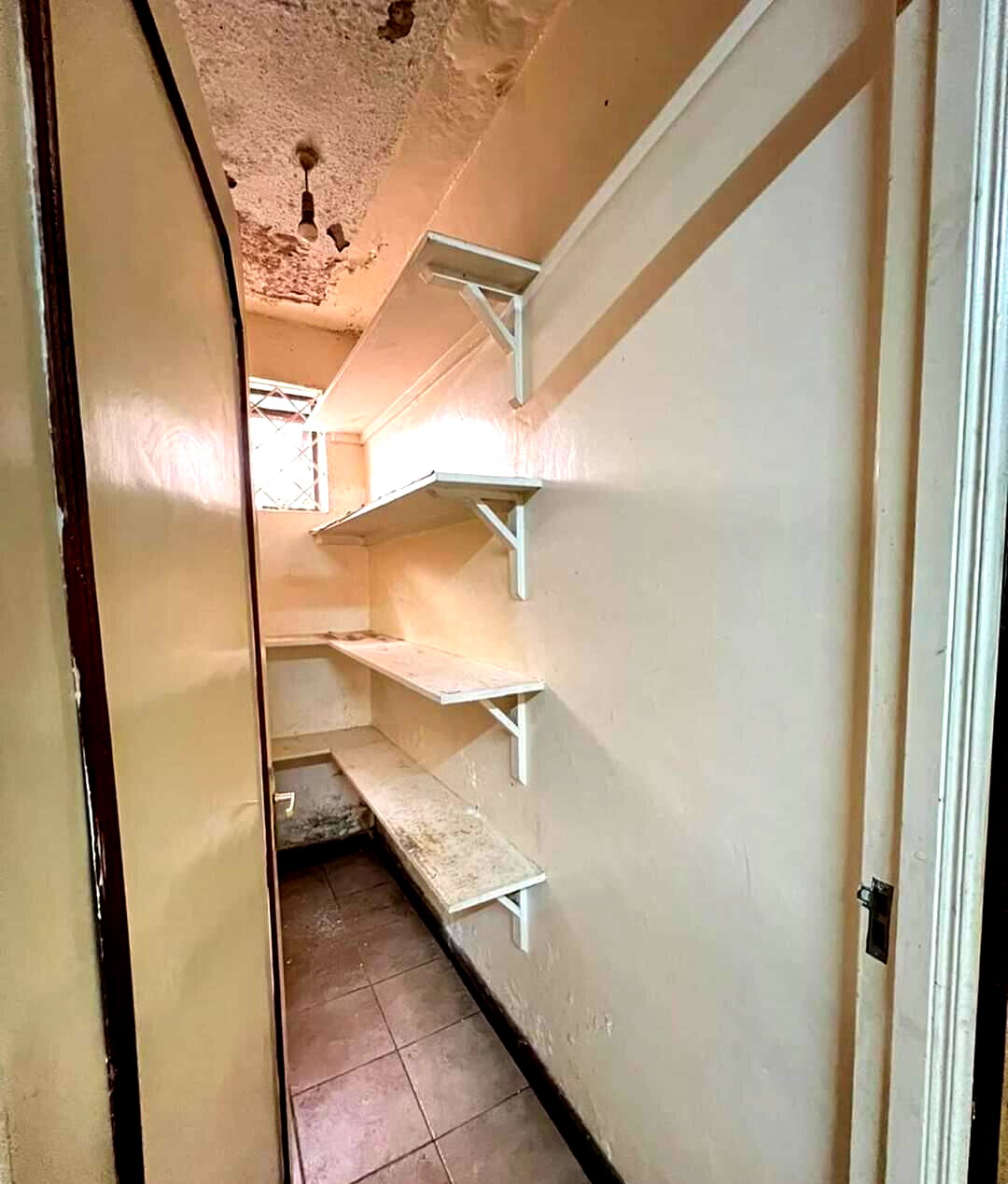 4BR Maisonette with DSQ & Water Storage - Kileleshwa Gated