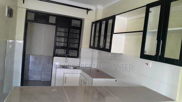 Executive 2 Broom Ensuite to Let in Ruiru