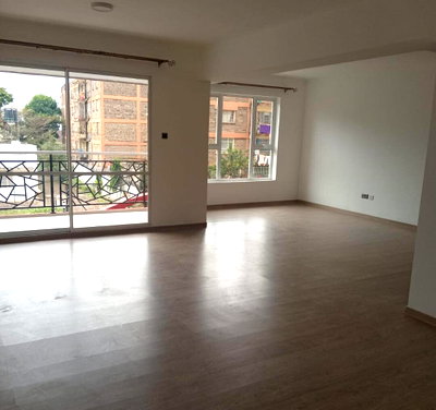 4BR Apartment with DSQ & Pool - Parklands, Nairobi